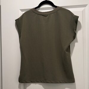 MELLODAY Olive Muscle Tee